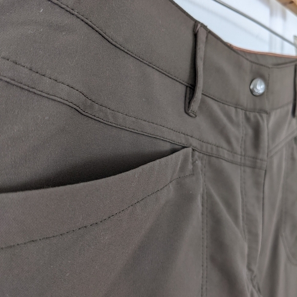 MEC hiking shorts earth tone brown size 12 @L - Picture 3 of 10